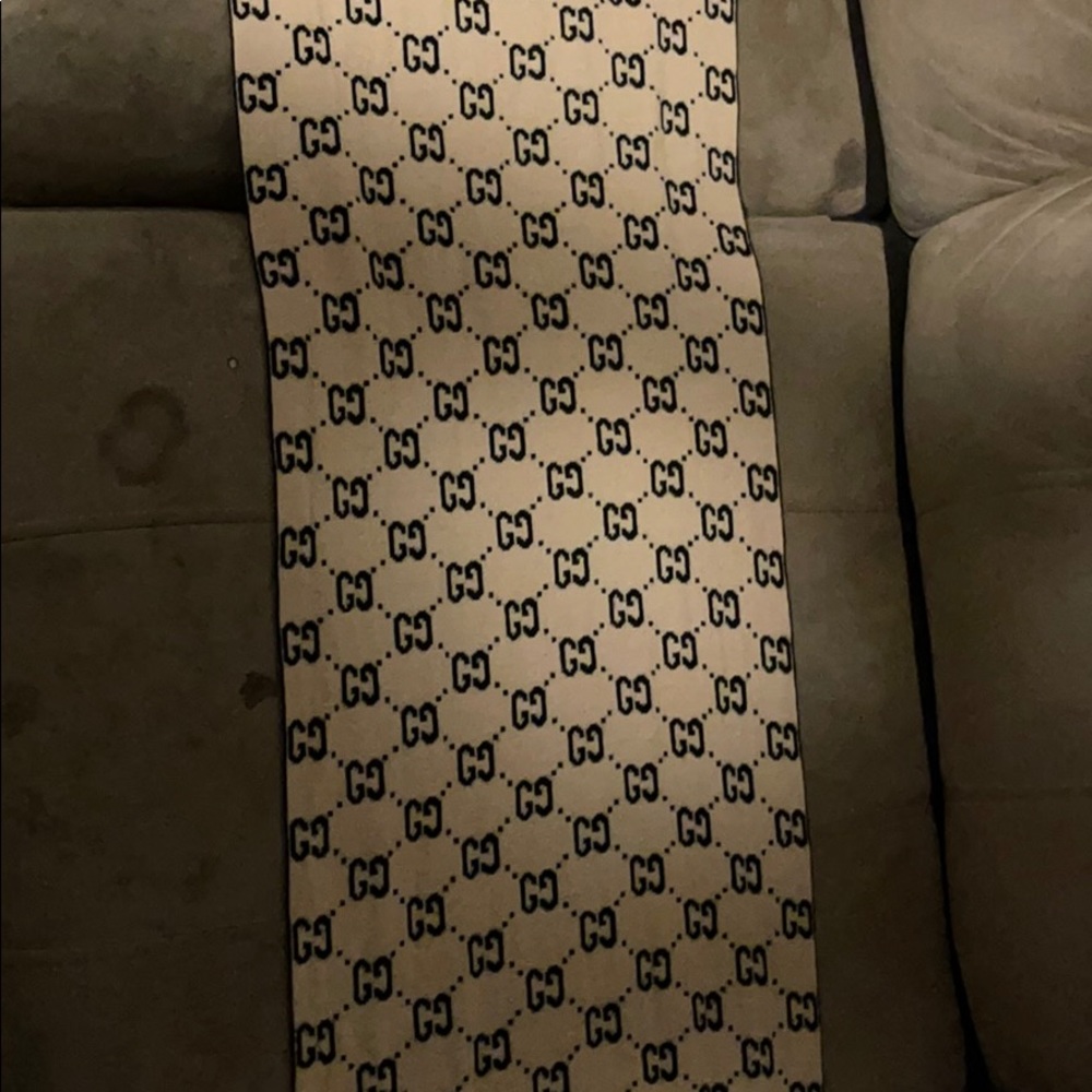 Gucci scarve - Picture 3 of 7